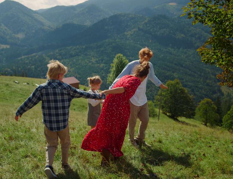 Family tour to Carpathians