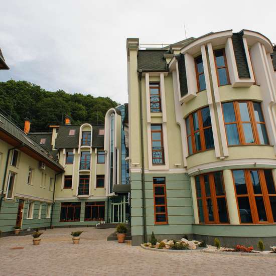 Hotel photo Alliance City Carpathians Khust